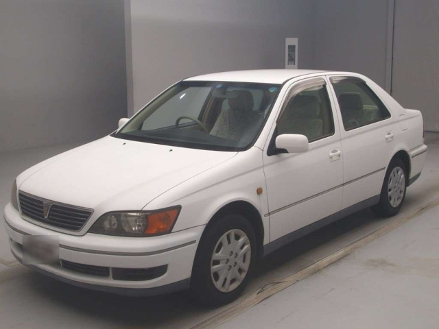 TOYOTA VISTA