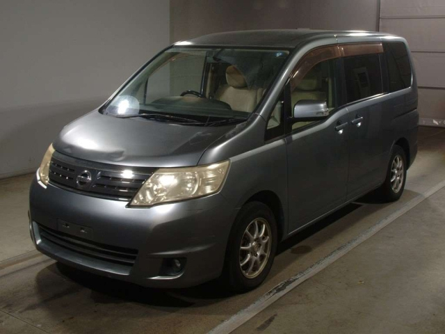 NISSAN SERENA