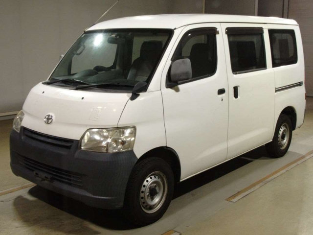 TOYOTA LITE ACE VAN