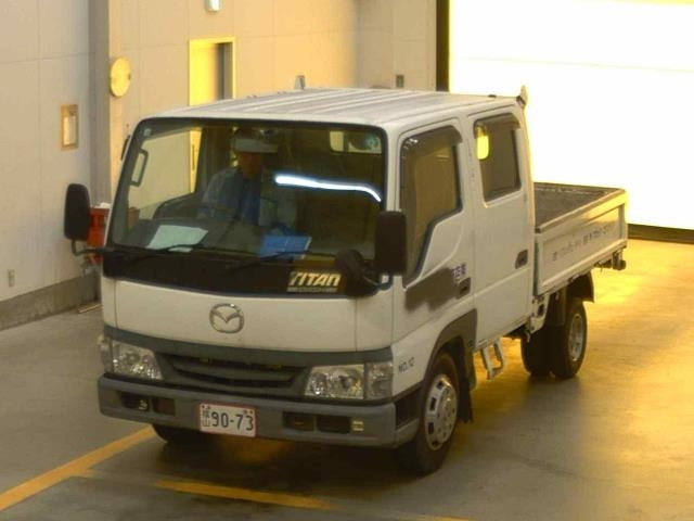 MAZDA TITAN