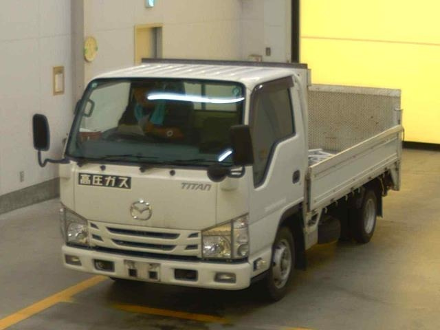 MAZDA TITAN