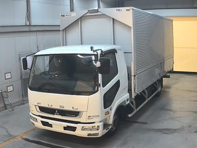 MITSUBISHI FUSO FIGHTER