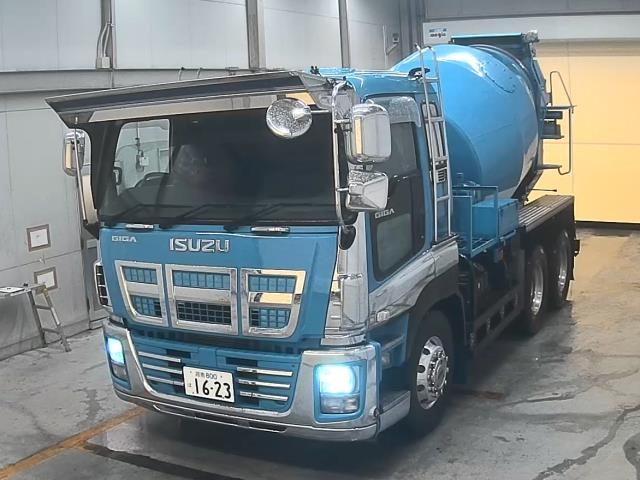 ISUZU TRUCK