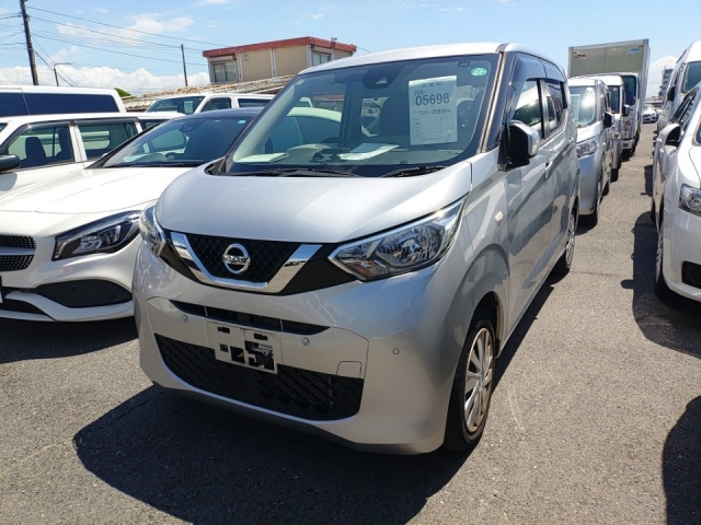 NISSAN DAYZ