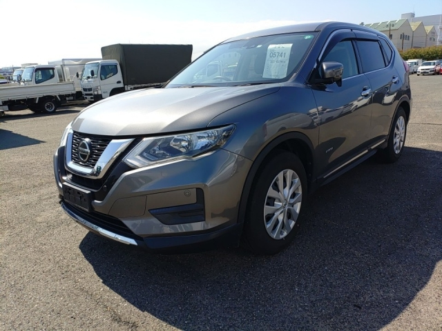 NISSAN X-TRAIL
