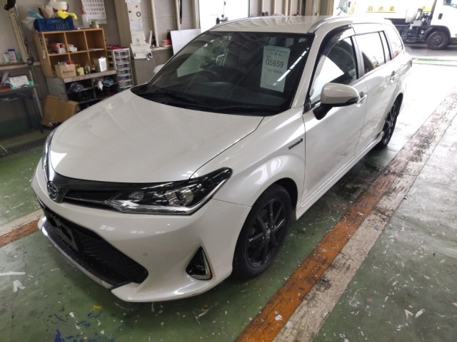TOYOTA COROLLA FIELDER