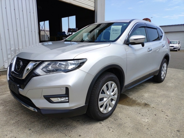 NISSAN X-TRAIL