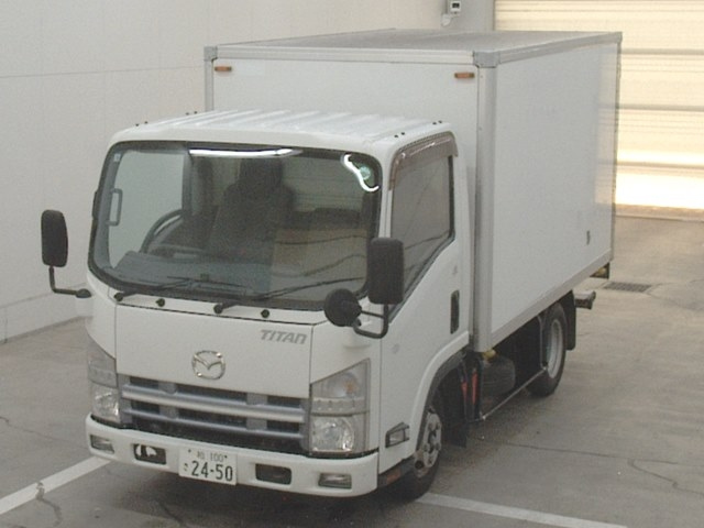 MAZDA TITAN