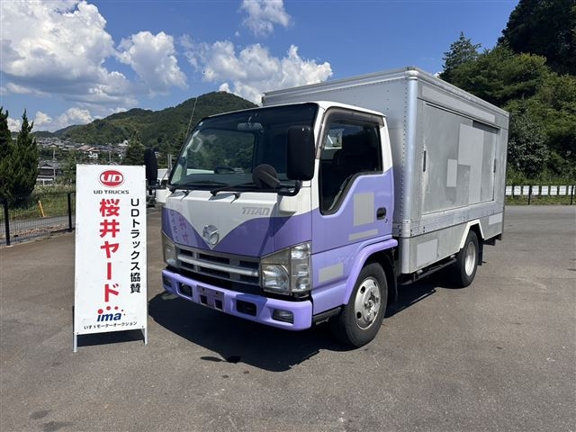 MAZDA TITAN