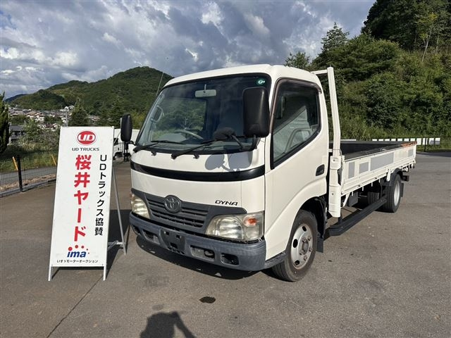 TOYOTA DYNA