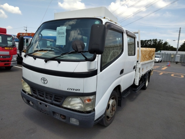 TOYOTA DYNA
