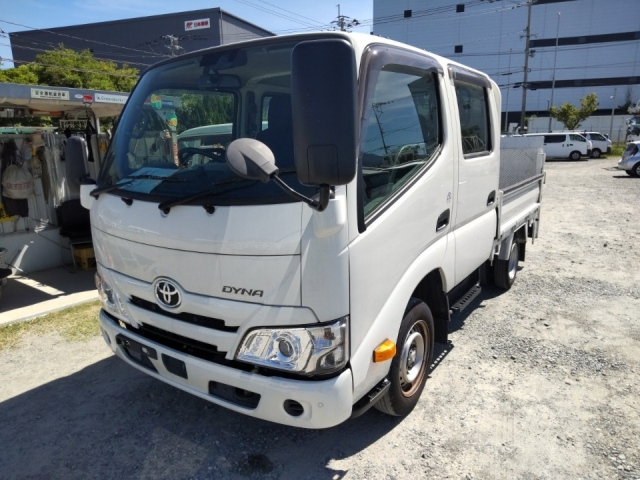 TOYOTA DYNA