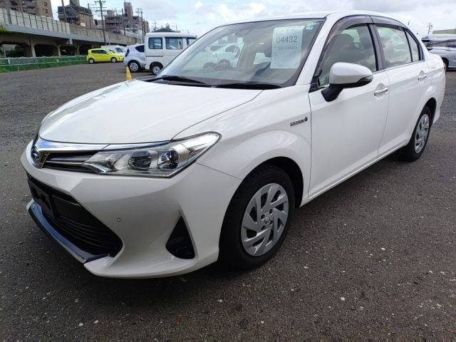 TOYOTA COROLLA AXIO