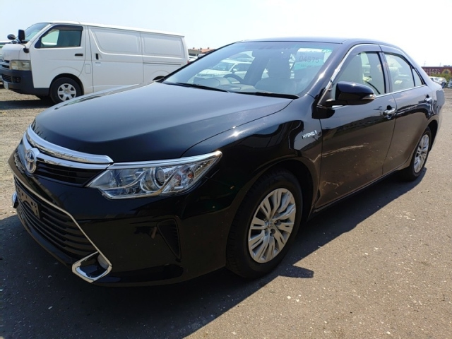 TOYOTA CAMRY