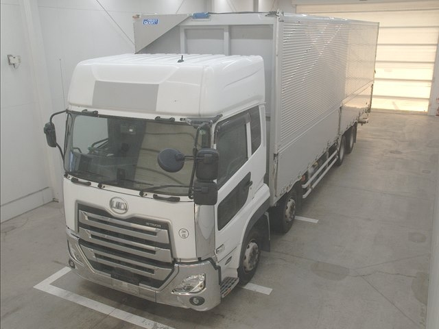 NISSAN UD SERIES