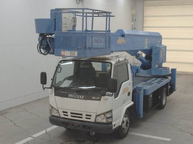 ISUZU ELF