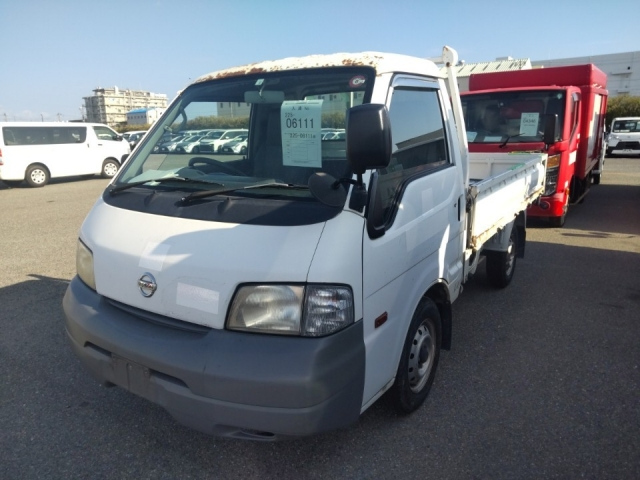 NISSAN VANETTE TRUCK