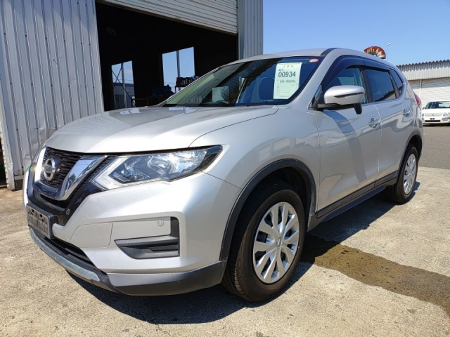 NISSAN X-TRAIL