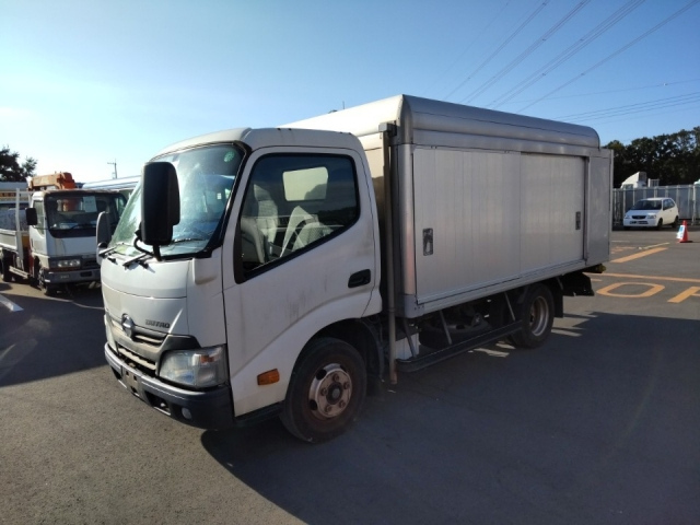 HINO DUTRO