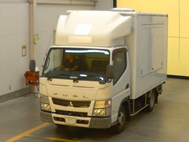 MITSUBISHI CANTER