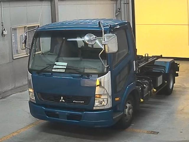 MITSUBISHI FUSO FIGHTER