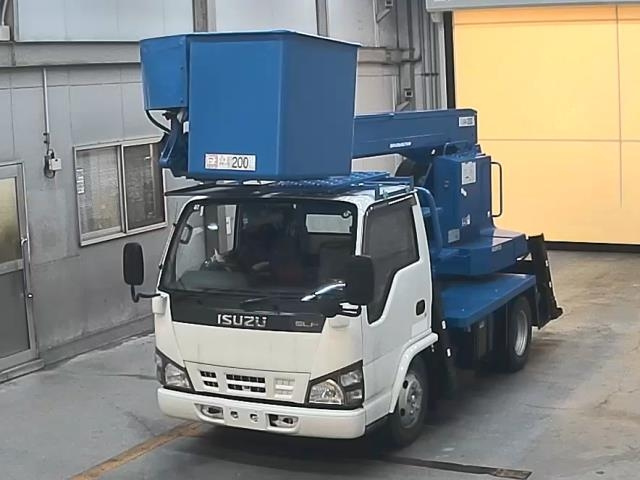 ISUZU ELF