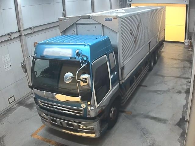 ISUZU TRUCK
