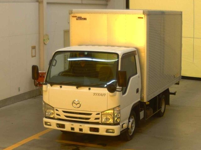 MAZDA TITAN