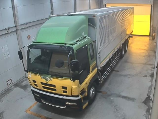 ISUZU TRUCK