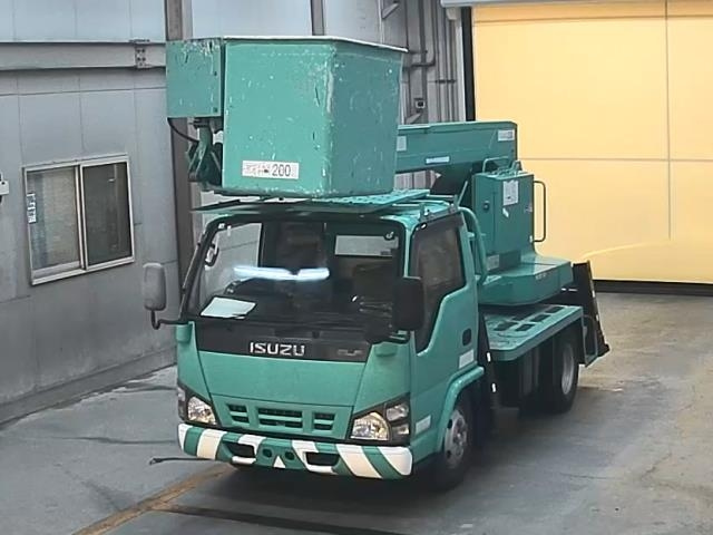 ISUZU ELF