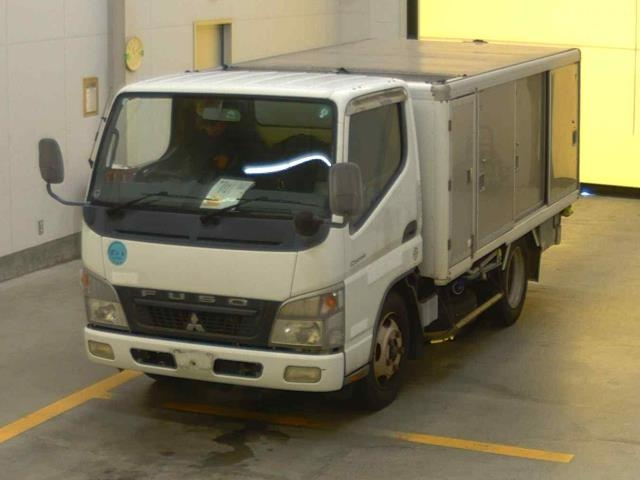 MITSUBISHI CANTER