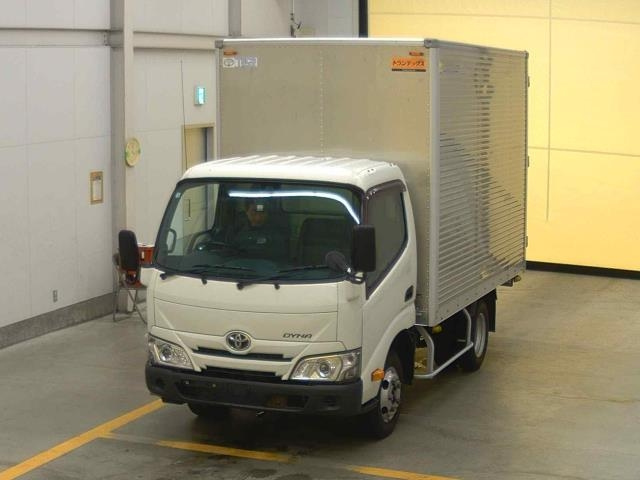 TOYOTA DYNA