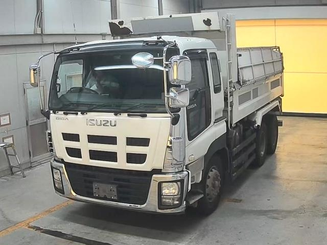 ISUZU TRUCK