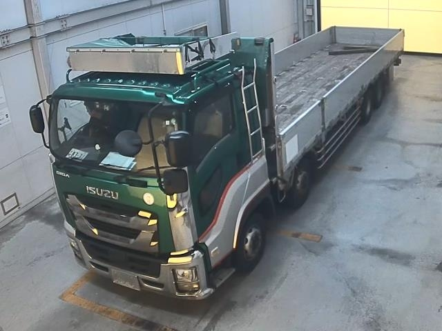 ISUZU TRUCK