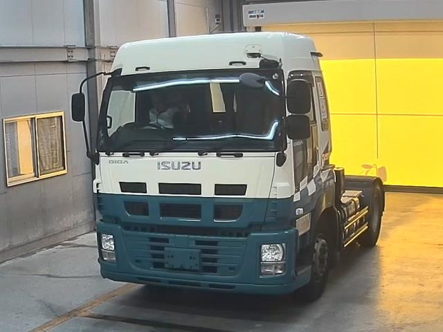 ISUZU TRUCK