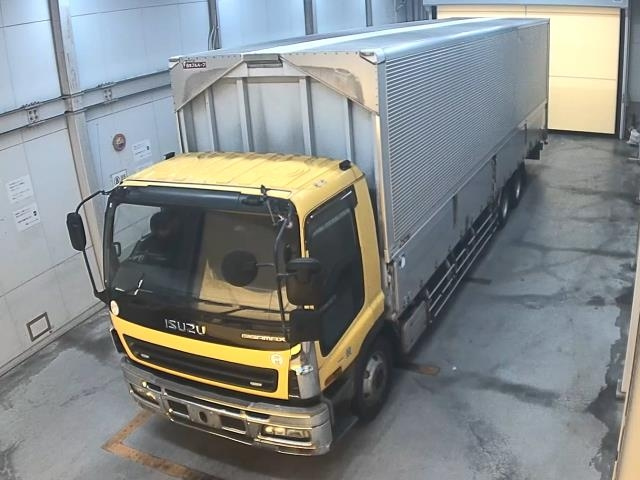 ISUZU TRUCK