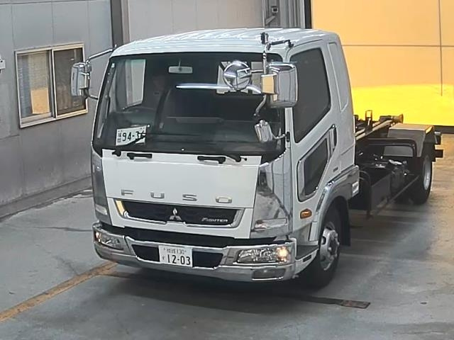 MITSUBISHI FUSO FIGHTER