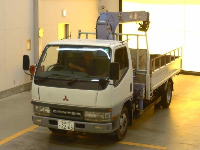 MITSUBISHI CANTER