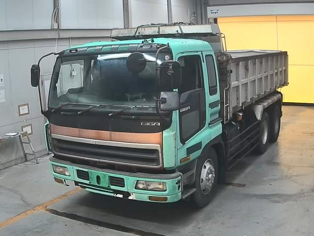 ISUZU TRUCK