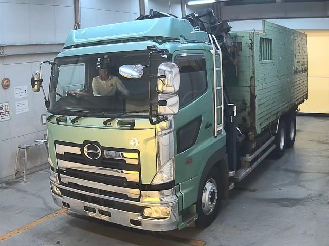HINO TRUCK