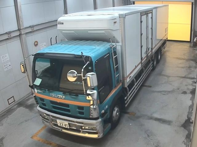 ISUZU TRUCK