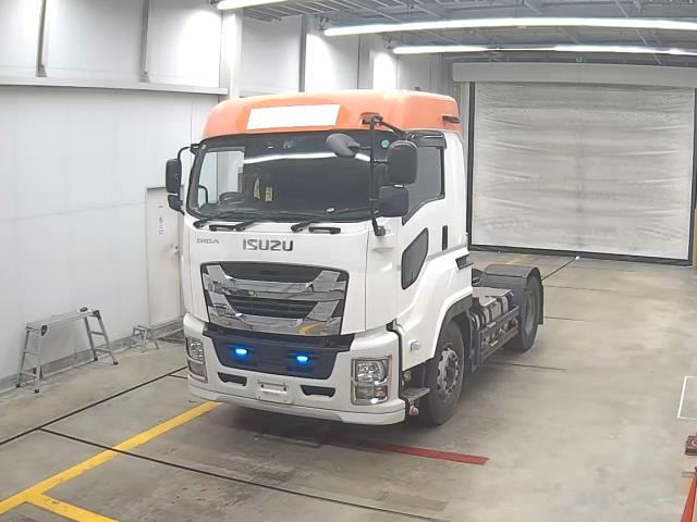 ISUZU TRUCK