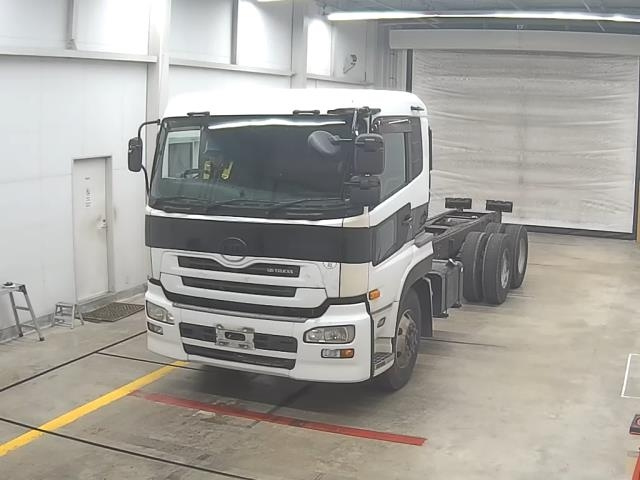 NISSAN UD SERIES