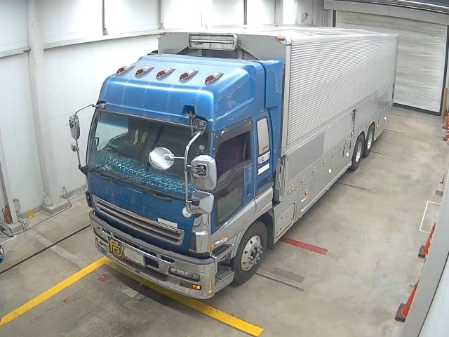ISUZU TRUCK