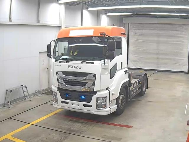 ISUZU TRUCK