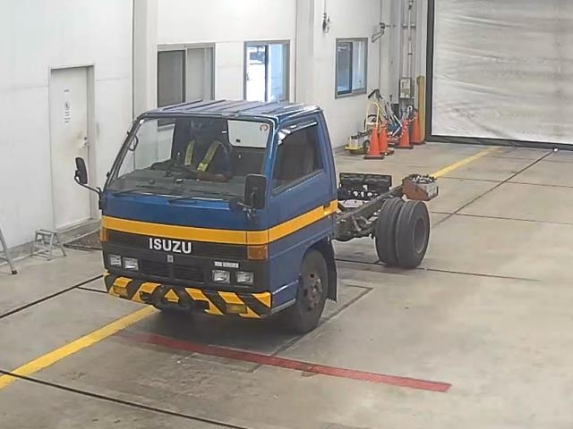 ISUZU ELF