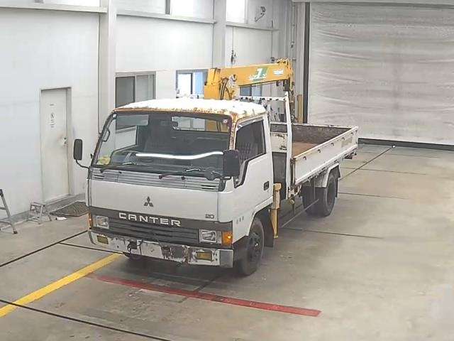 MITSUBISHI CANTER