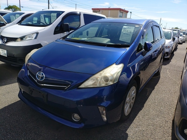 TOYOTA PRIUS ALPHA