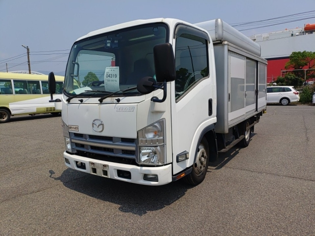 MAZDA TITAN