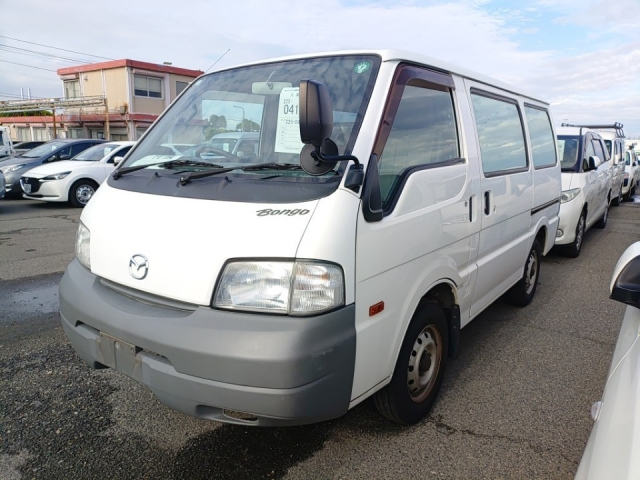 MAZDA BONGO VAN